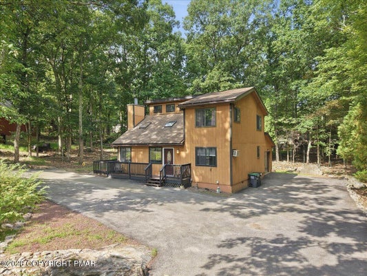 2318 BURNTWOOD DR, EAST STROUDSBURG, PA 18301 - Image 210aff7d14b4b93fa93d4df4bbb9a3fa/1570641001