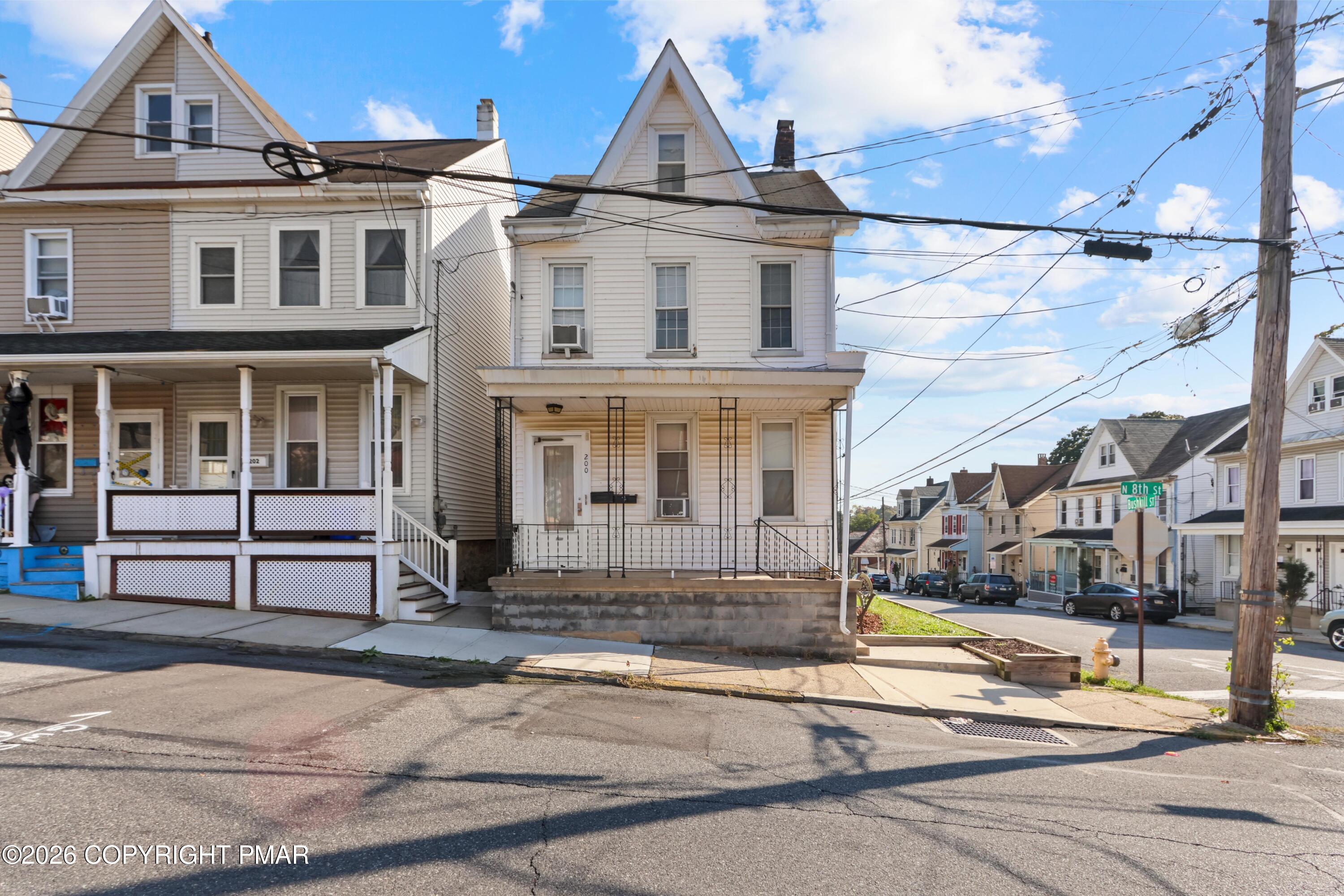 200 N 8th Street