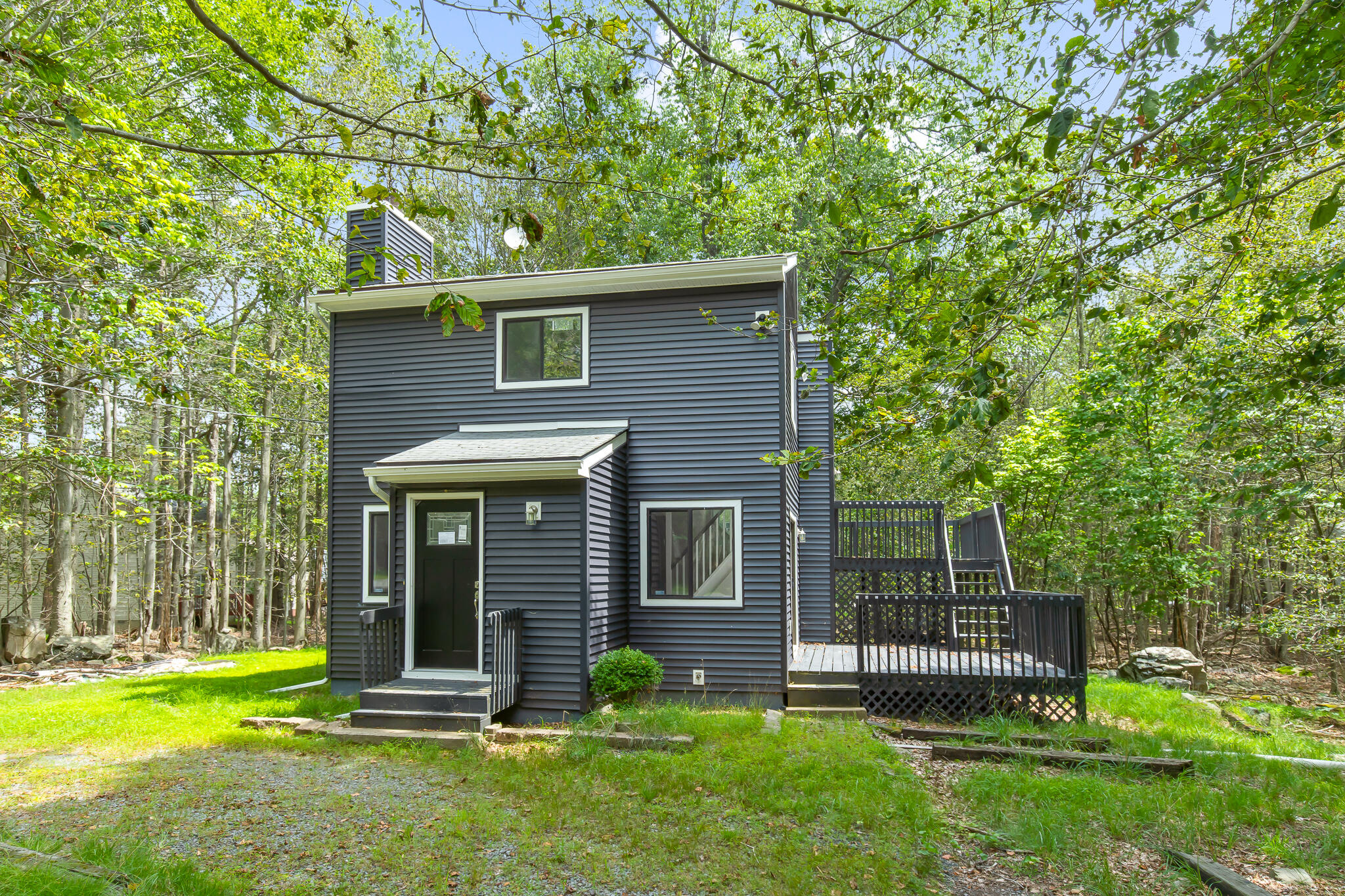 2914 Fairhaven Drive, Tobyhanna, Pennsylvania image 1