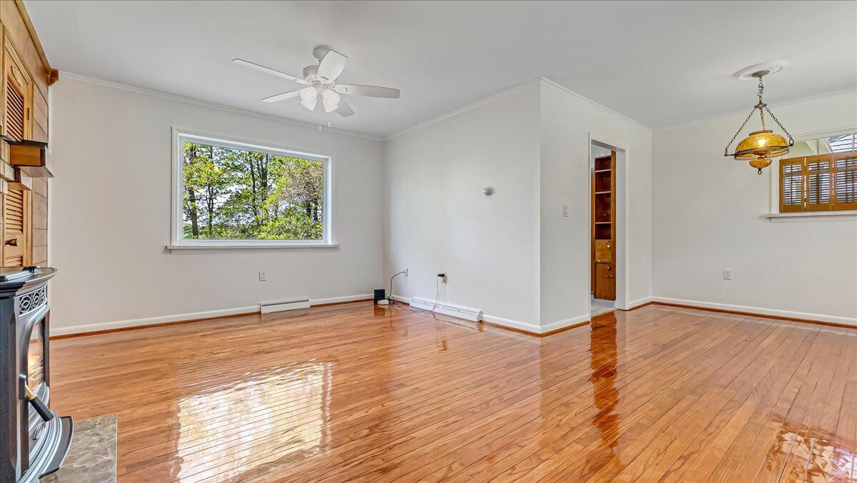 1144 Lexington Avenue, Pocono Summit, Pennsylvania image 12