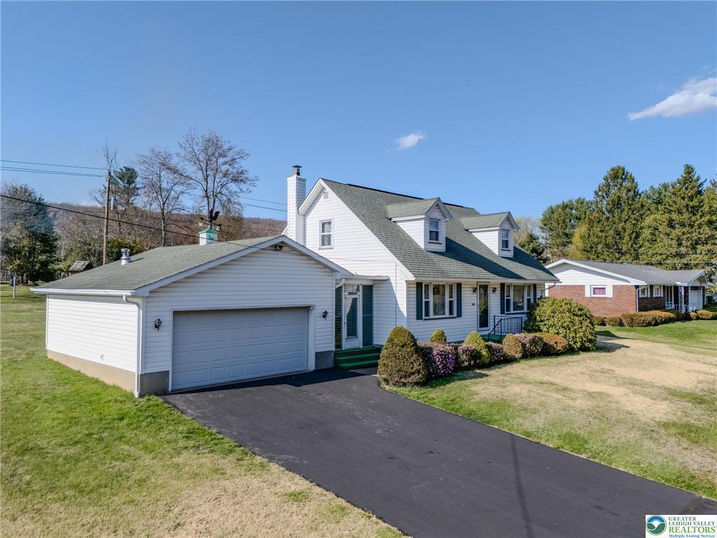 829 E Main Street, Weatherly, Pennsylvania image 2