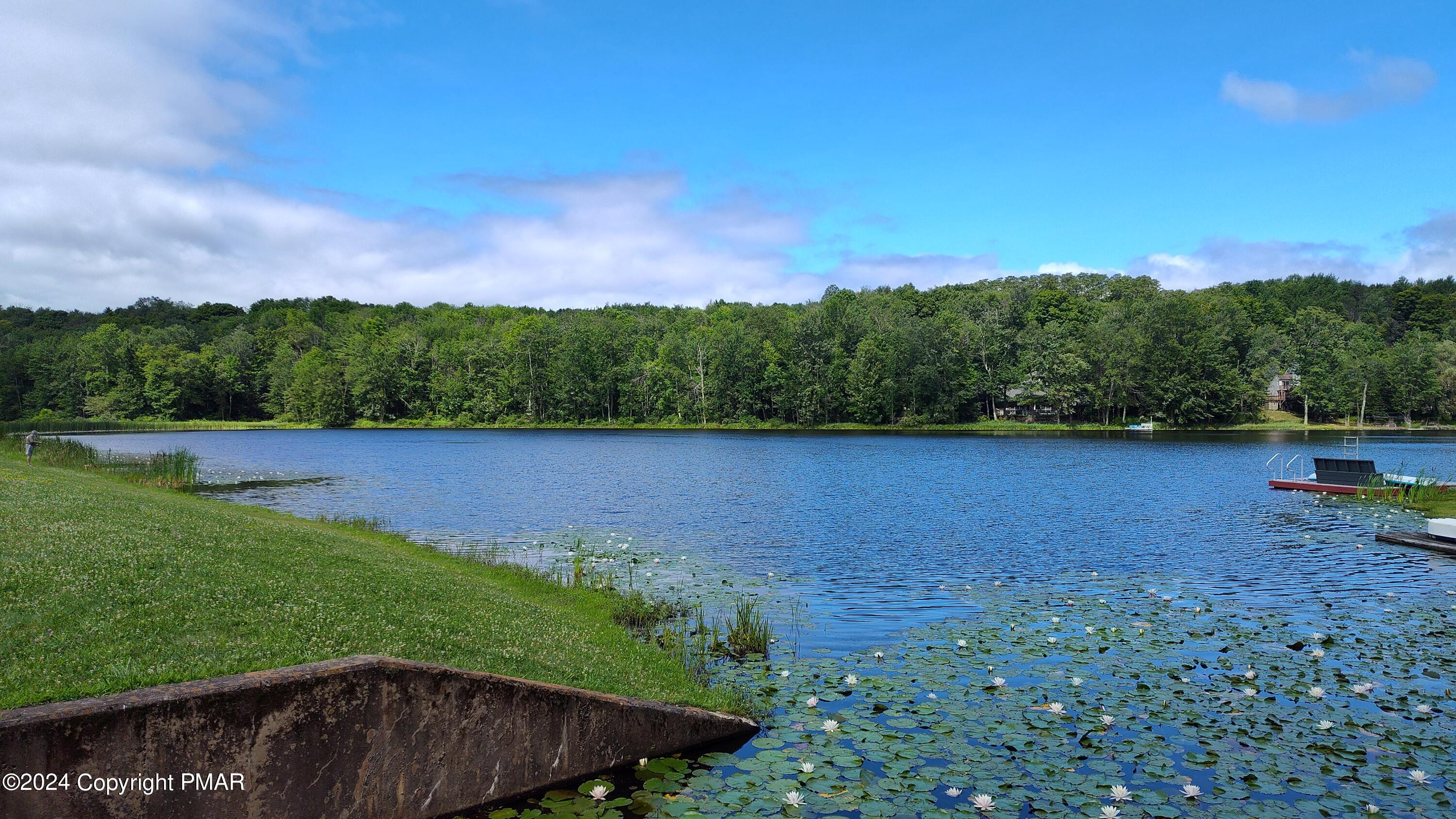 54 Deerfield Road, Lake Ariel, Pennsylvania image 2