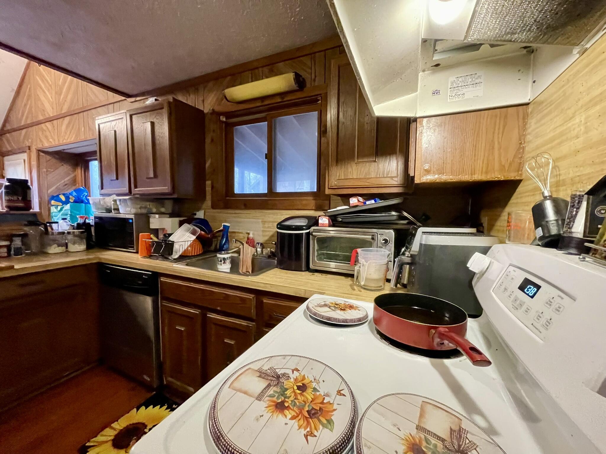 192 Bellingham Drive, Bushkill, Pennsylvania image 6