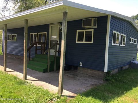 Homes For Sale - 110 Kraemer Avenue<br/> Monroe County, Stroudsburg, PA 18360