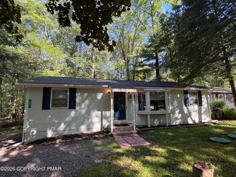 Homes For Sale - 341 Owassa Drive<br/> Monroe County, Pocono Lake, PA 18347