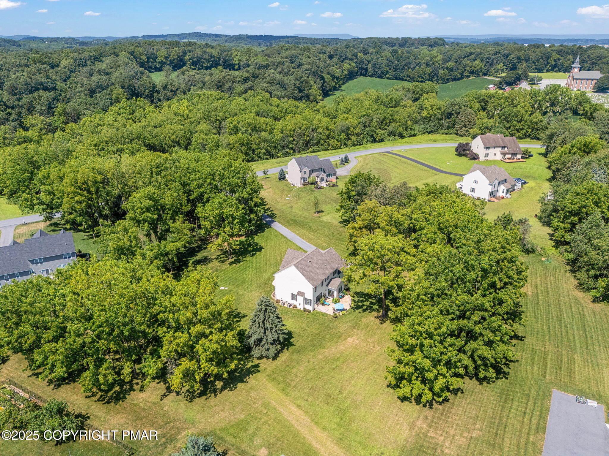 Breinigsville, Pennsylvania 18031, United States, 4 Bedrooms Bedrooms, ,3 BathroomsBathrooms,Residential,Pending,187423