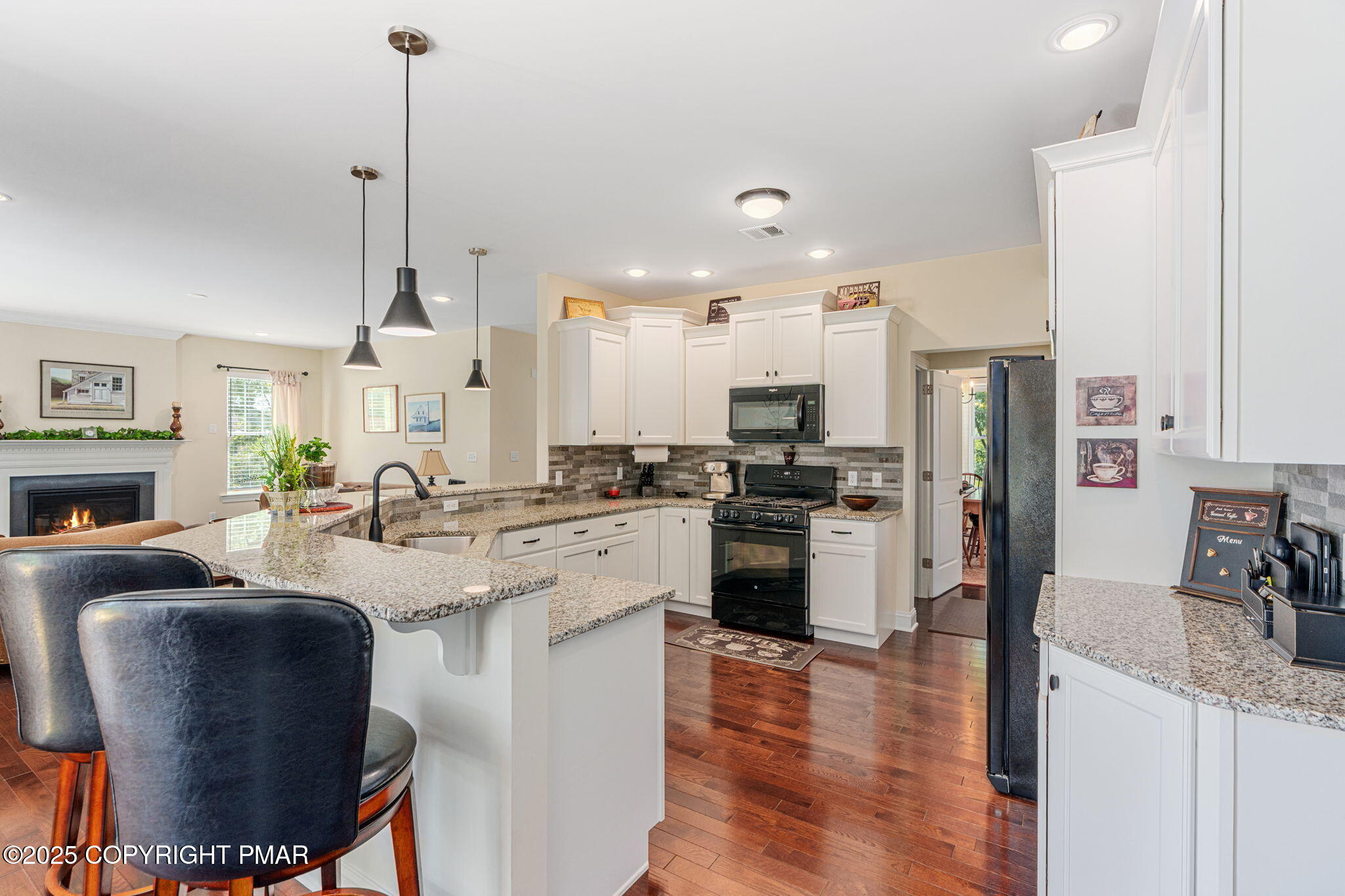 Breinigsville, Pennsylvania 18031, United States, 4 Bedrooms Bedrooms, ,3 BathroomsBathrooms,Residential,Pending,187423