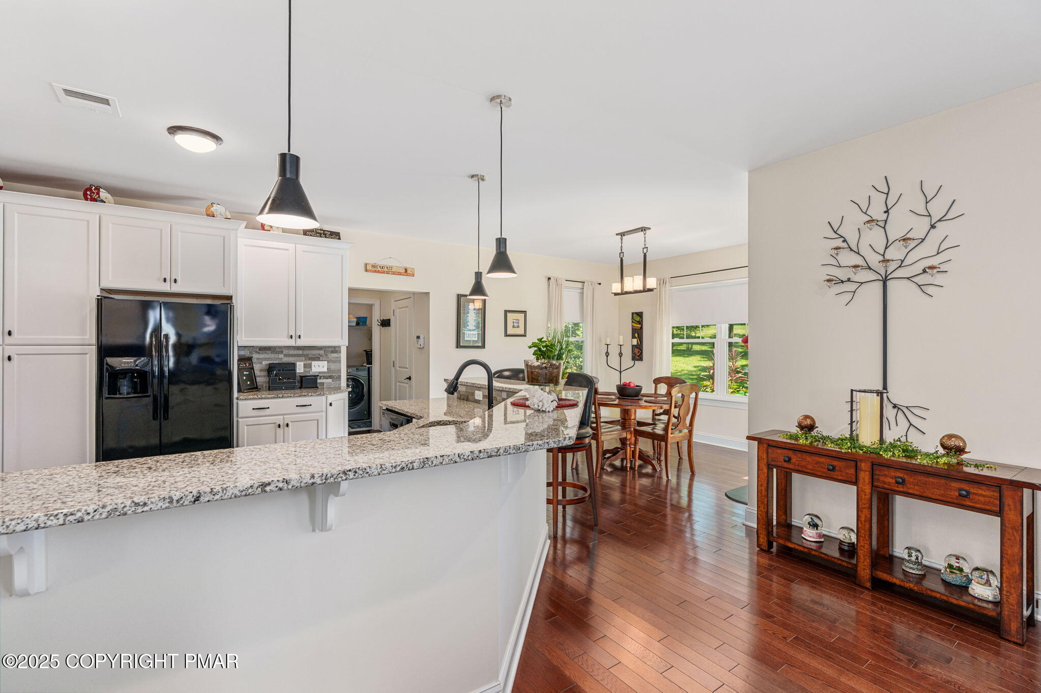 Breinigsville, Pennsylvania 18031, United States, 4 Bedrooms Bedrooms, ,3 BathroomsBathrooms,Residential,Pending,187423