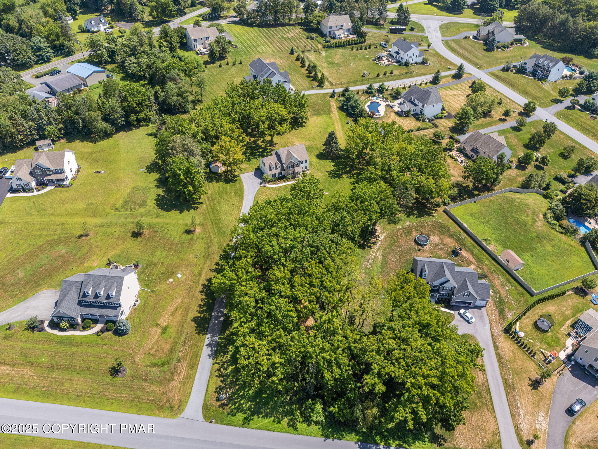Breinigsville, Pennsylvania 18031, United States, 4 Bedrooms Bedrooms, ,3 BathroomsBathrooms,Residential,Pending,187423