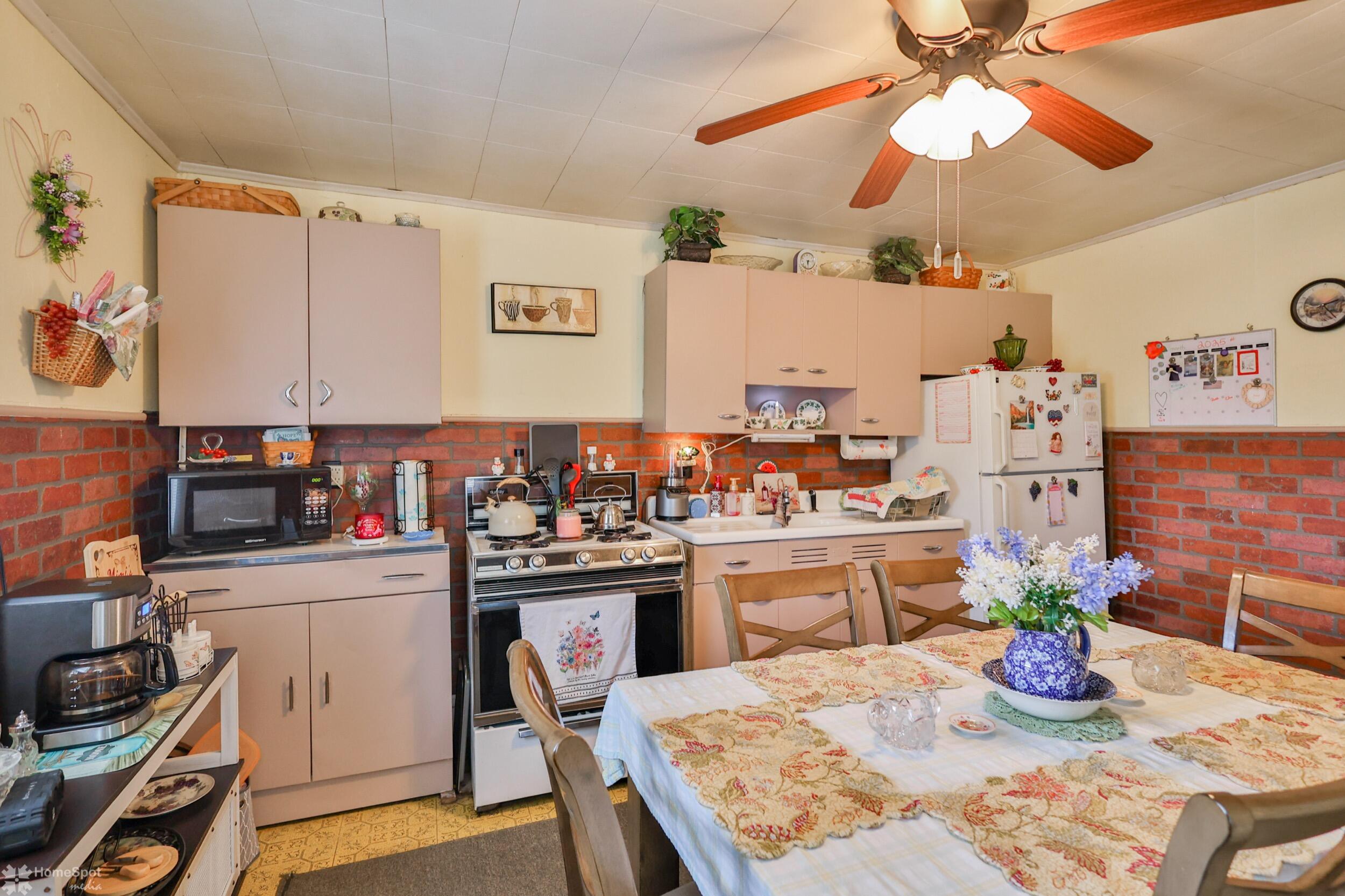 307 Oak Street, Bangor, Pennsylvania image 32