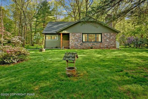 Homes For Sale - 340 Moseywood Road<br/> Lake Harmony, PA 18624