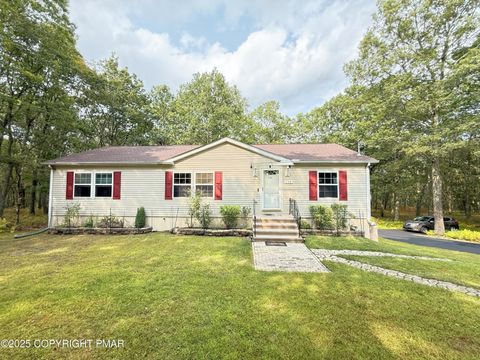 3124 Bluebird Drive Bushkill PA 18324