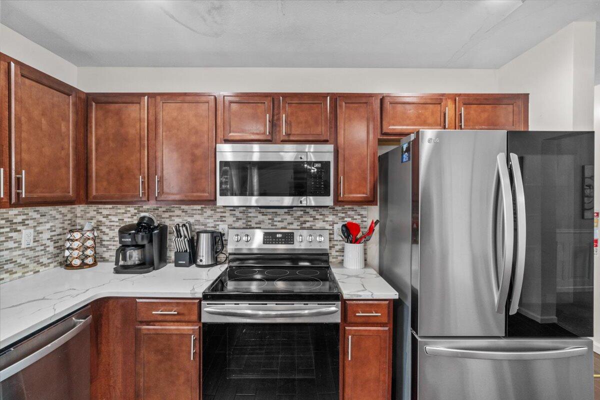1091 Clover Road, Long Pond, Pennsylvania image 25