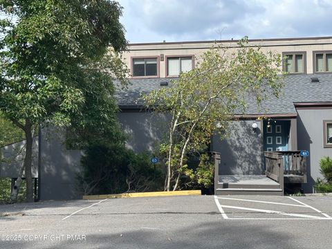 63 Slalom Way Tannersville PA 18372