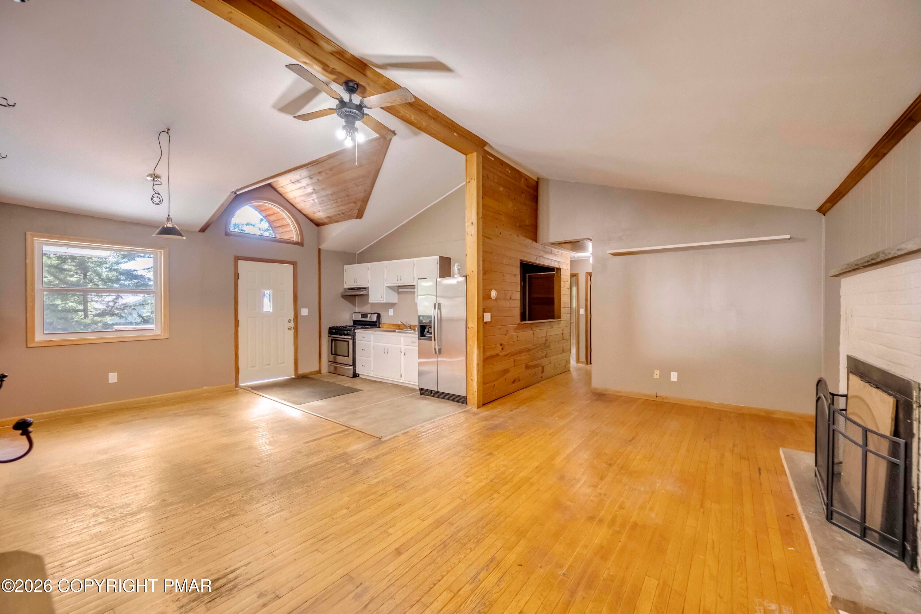 5262 Holiday Drive