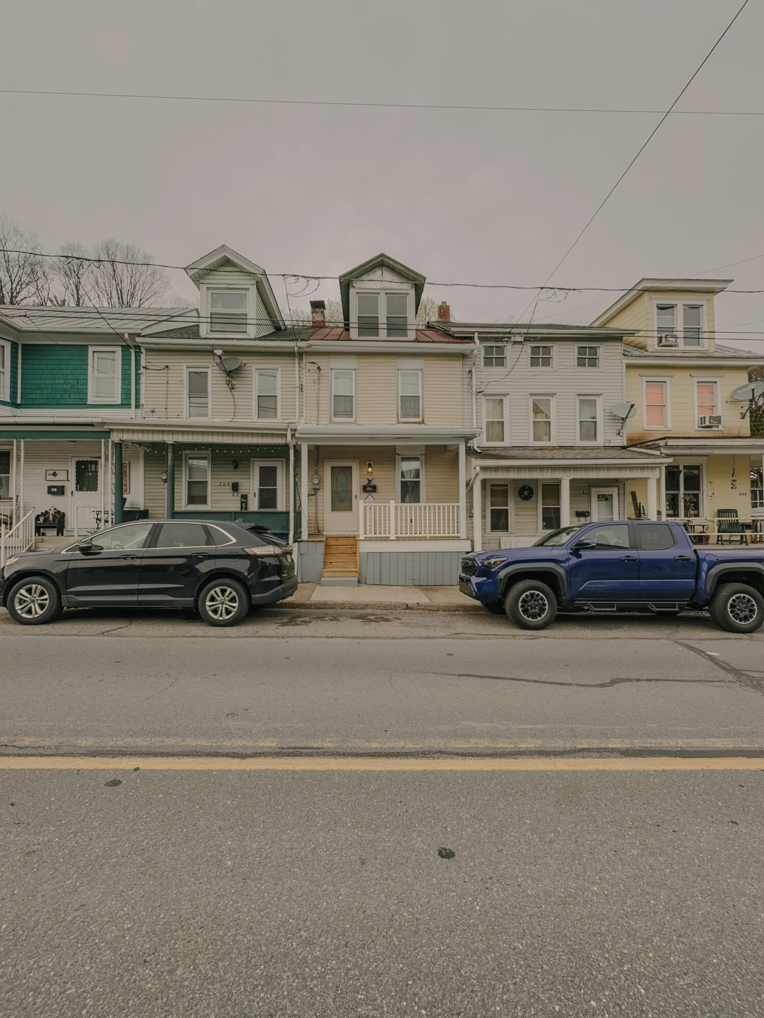 206 W Main St Street, Tremont, Pennsylvania image 1