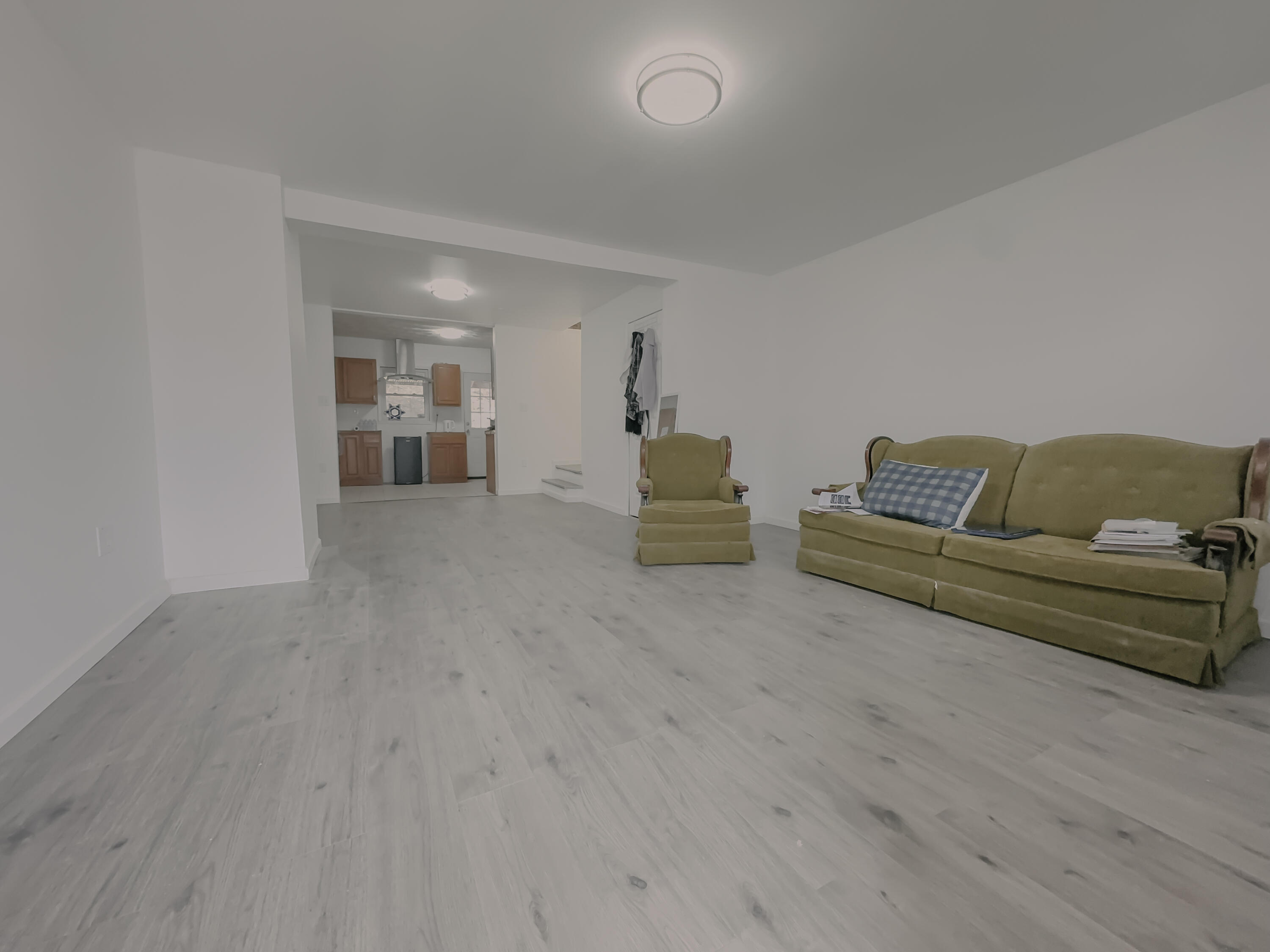 206 W Main St Street, Tremont, Pennsylvania image 3