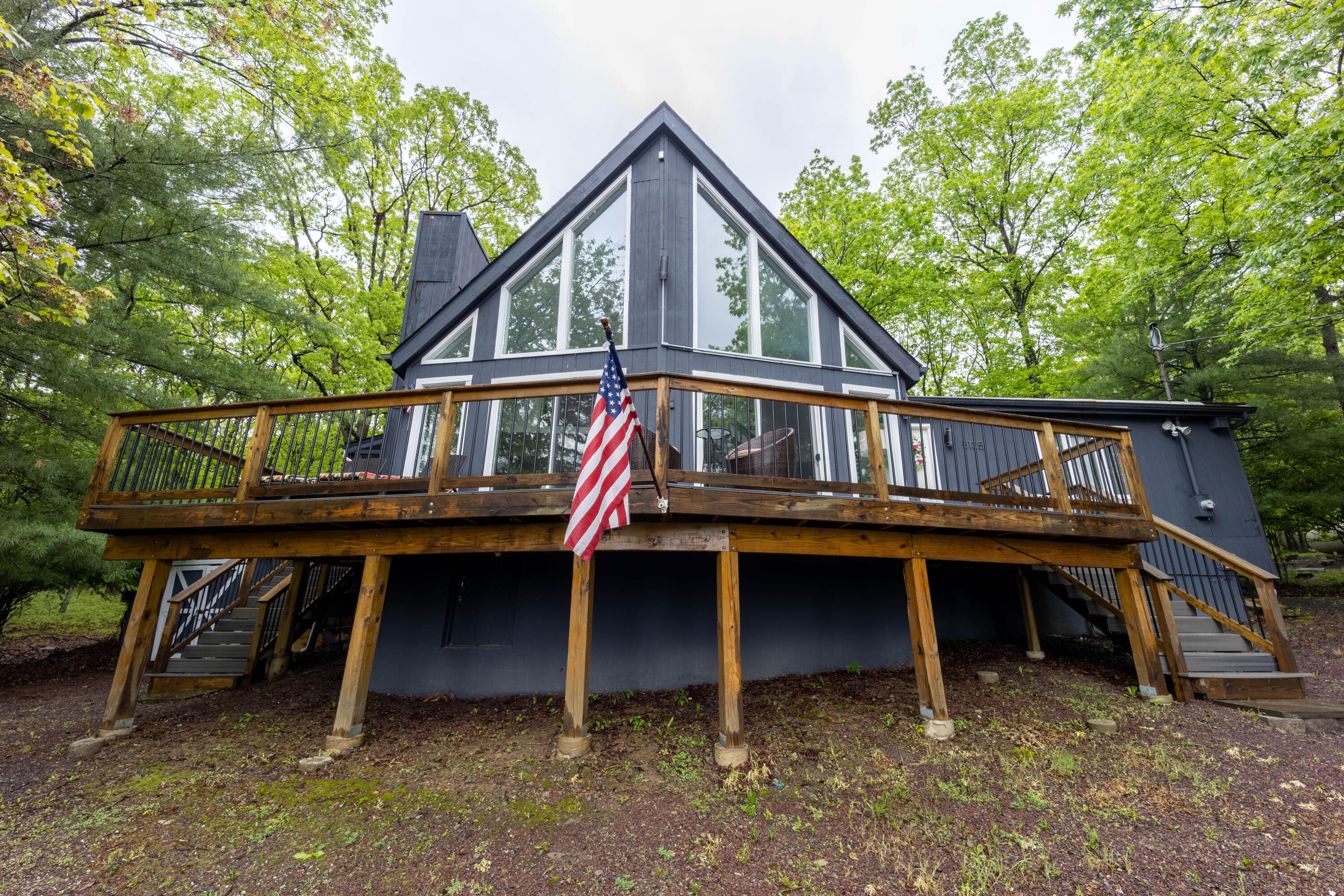 5135 E Woodbridge Drive Dr, Bushkill, Pennsylvania image 1