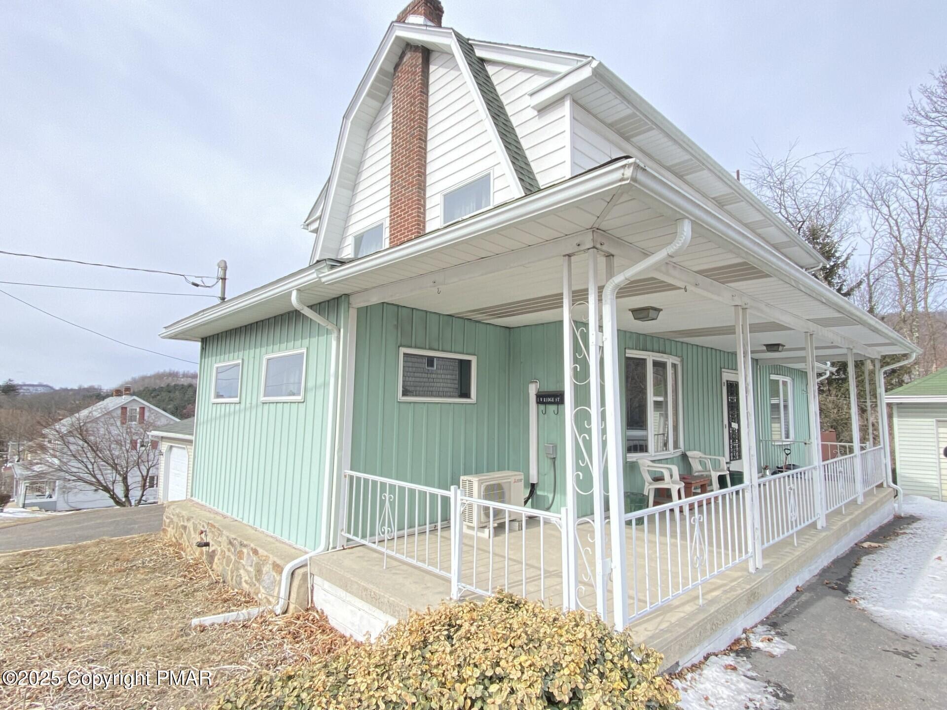 1 W Ridge Street, Coaldale, Pennsylvania image 3