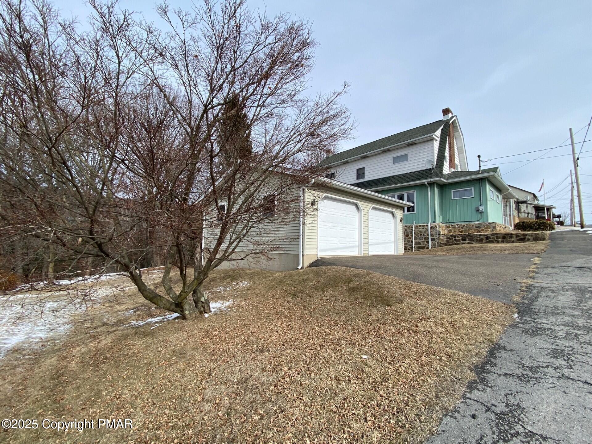 1 W Ridge Street, Coaldale, Pennsylvania image 11