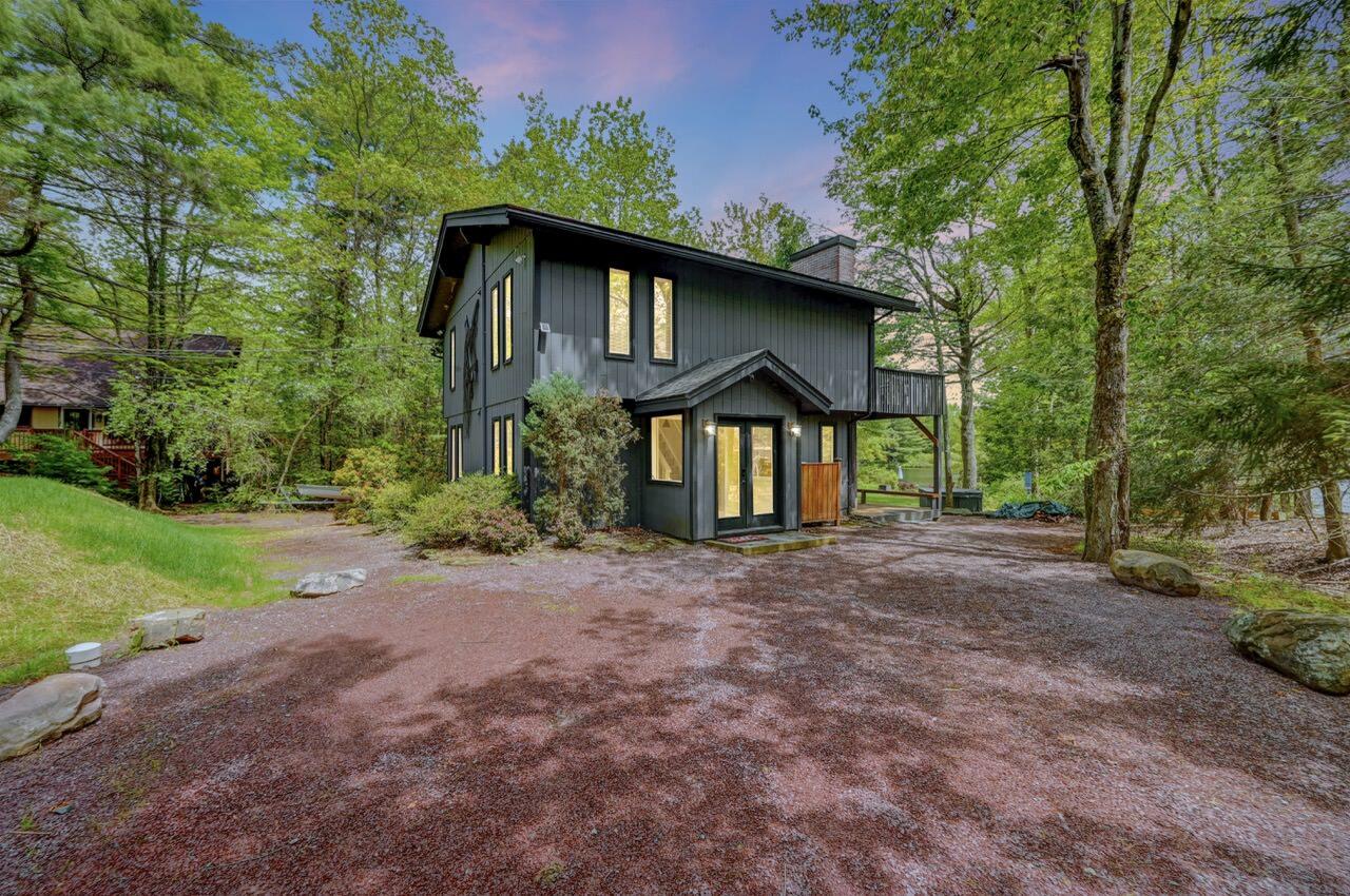 6206 Lakeview Drive, Pocono Pines, Pennsylvania image 2