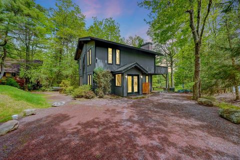 6206 Lakeview Drive Pocono Pines PA 18350