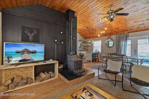 Homes For Sale - 109 Sweet Pea Lane<br/> Monroe County, Pocono Pines, PA 18350