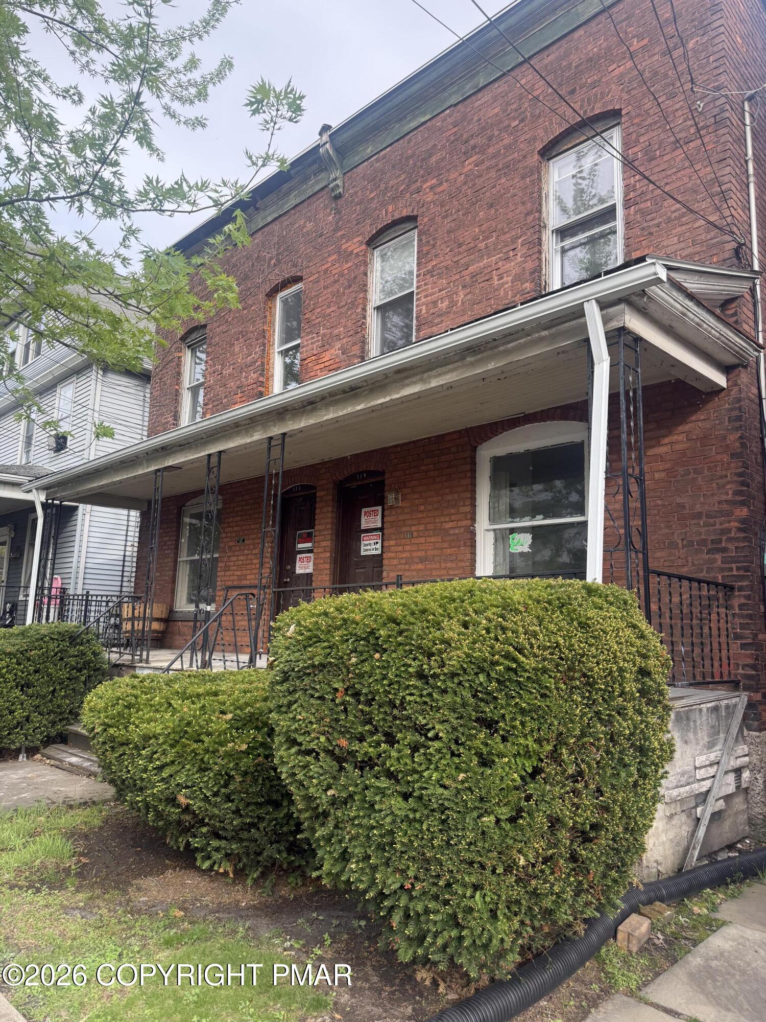 119-121 Wyoming Street