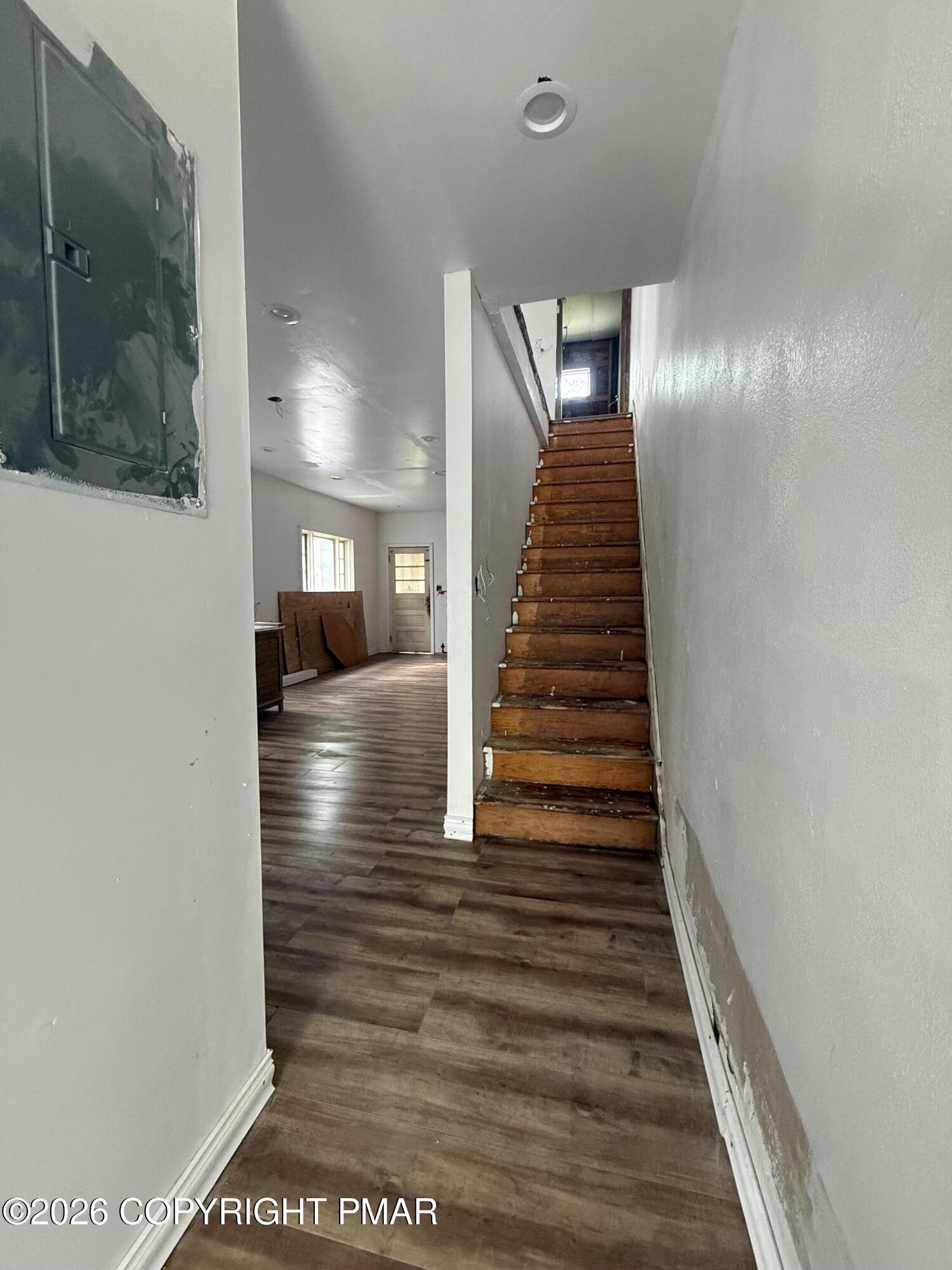 119-121 Wyoming Street