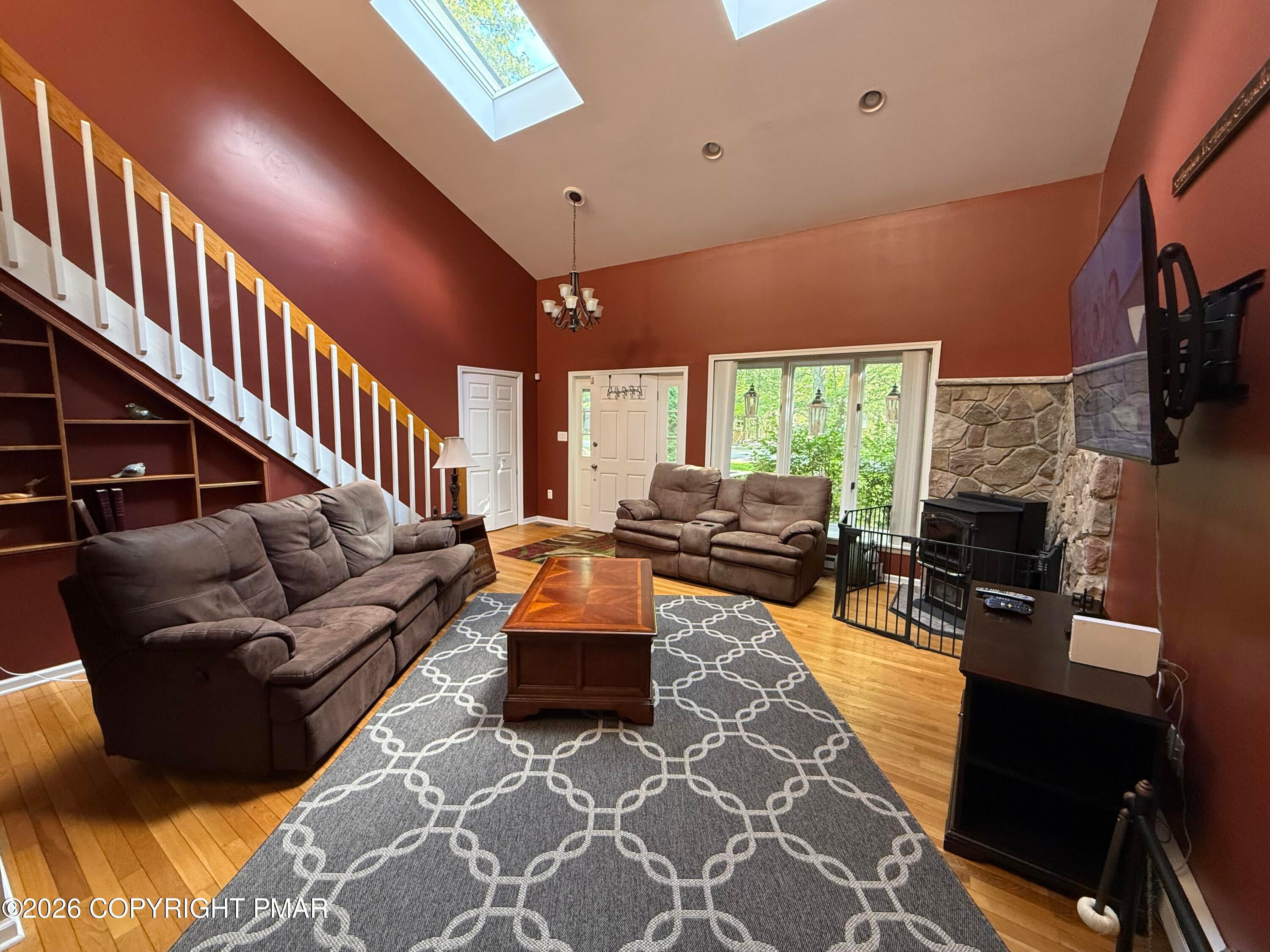 1165 Manor Hill Road