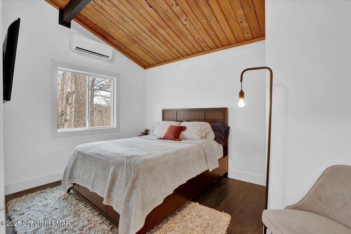 9871 Deerwood Drive, Tobyhanna, Pennsylvania image 17
