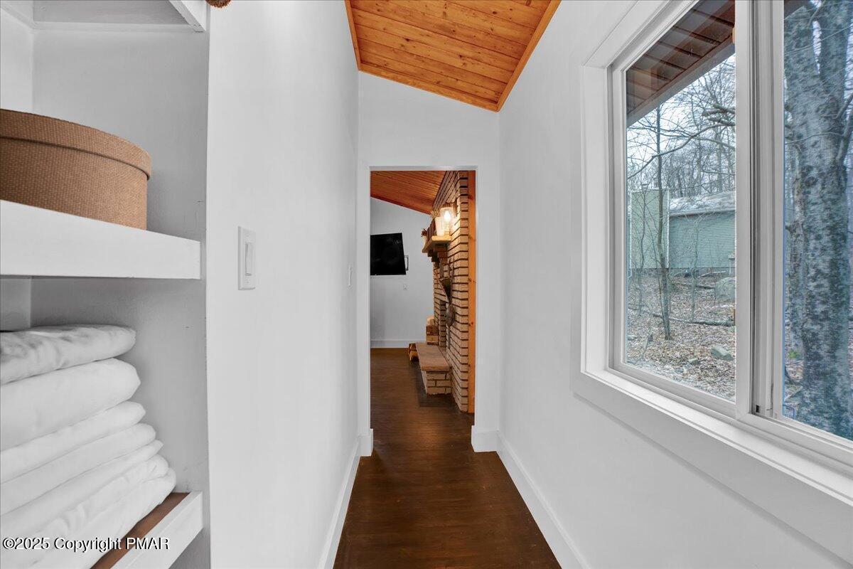 9871 Deerwood Drive, Tobyhanna, Pennsylvania image 19
