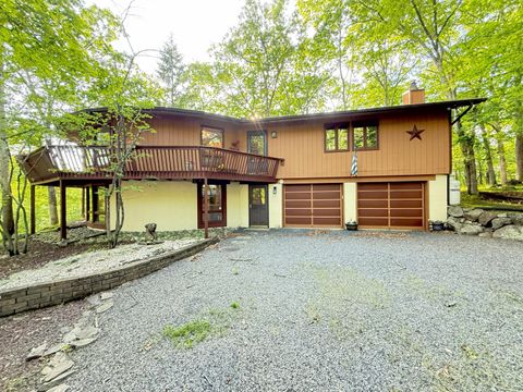 6194 Decker Road Bushkill PA 18324