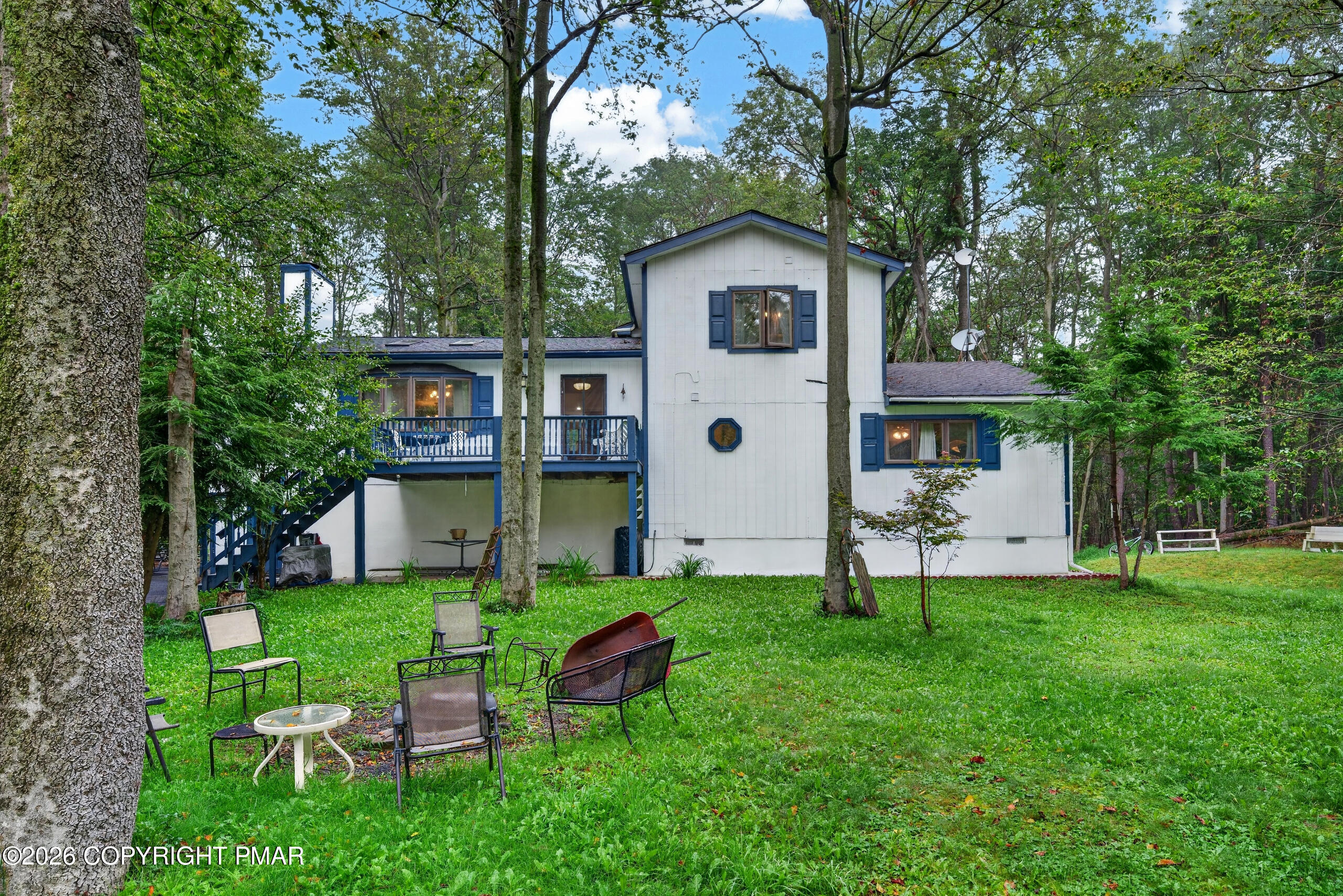 5112 Navajo Place