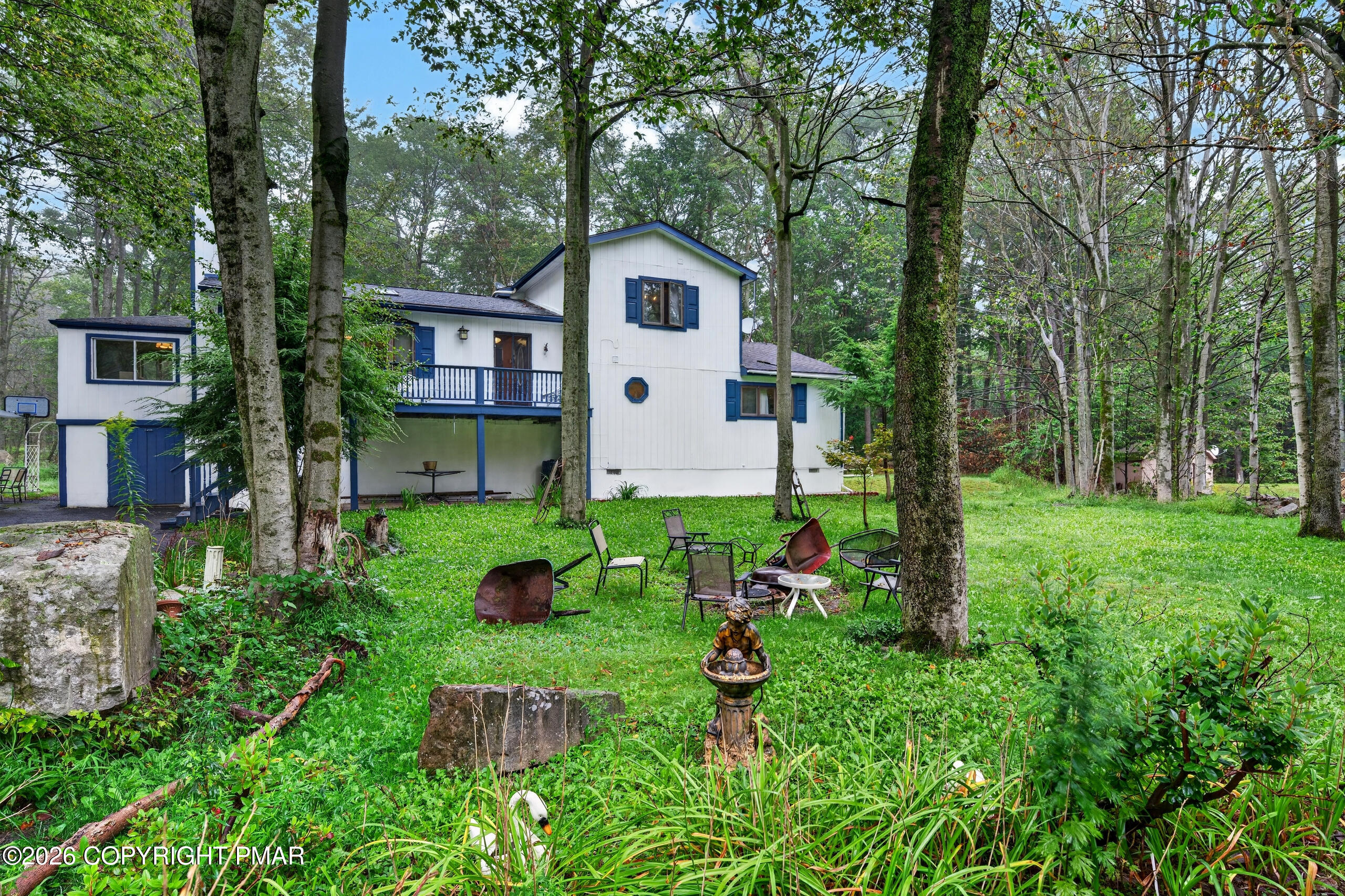 5112 Navajo Place