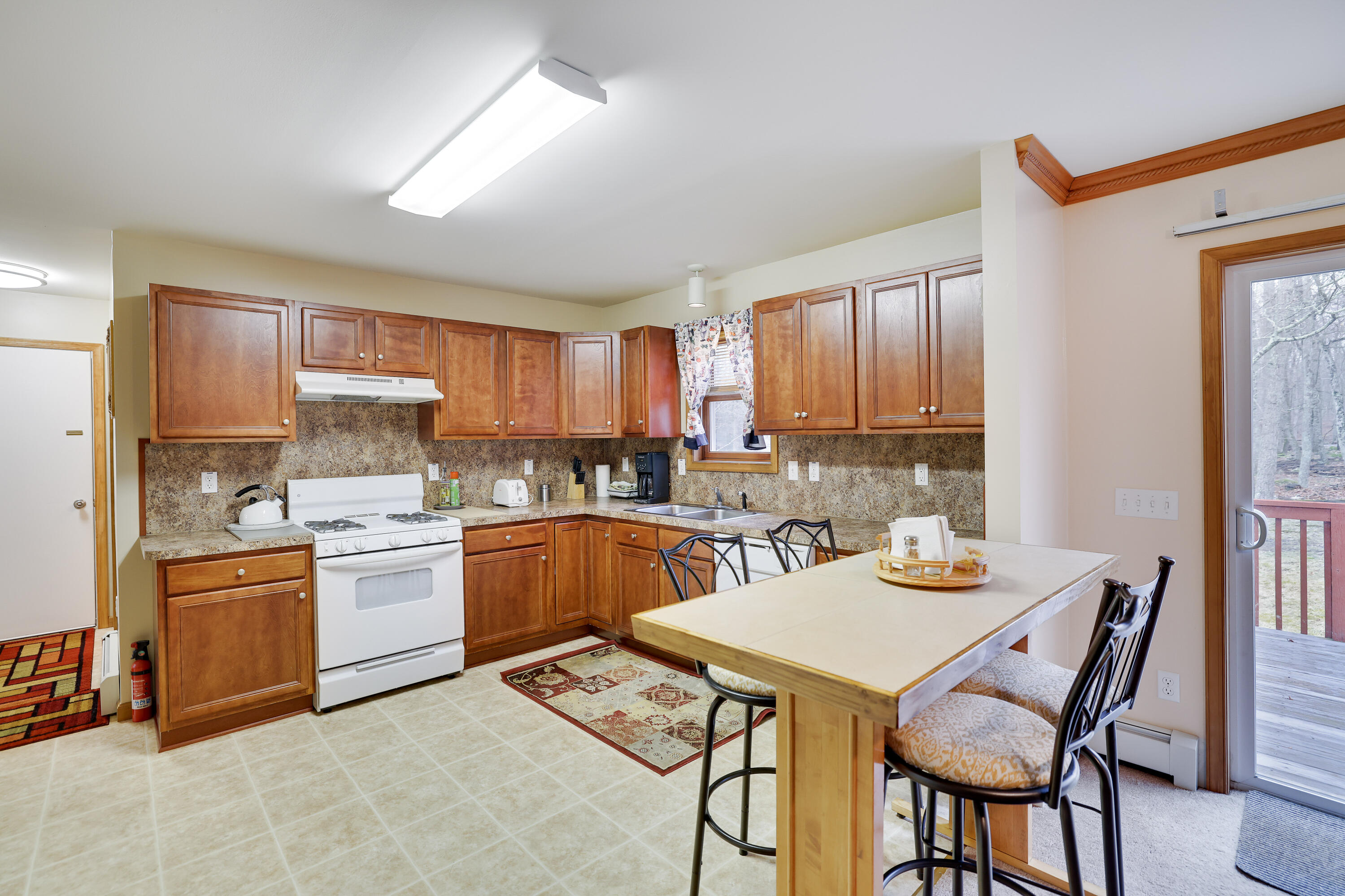 6168 Freedom Road, East Stroudsburg, Pennsylvania image 16