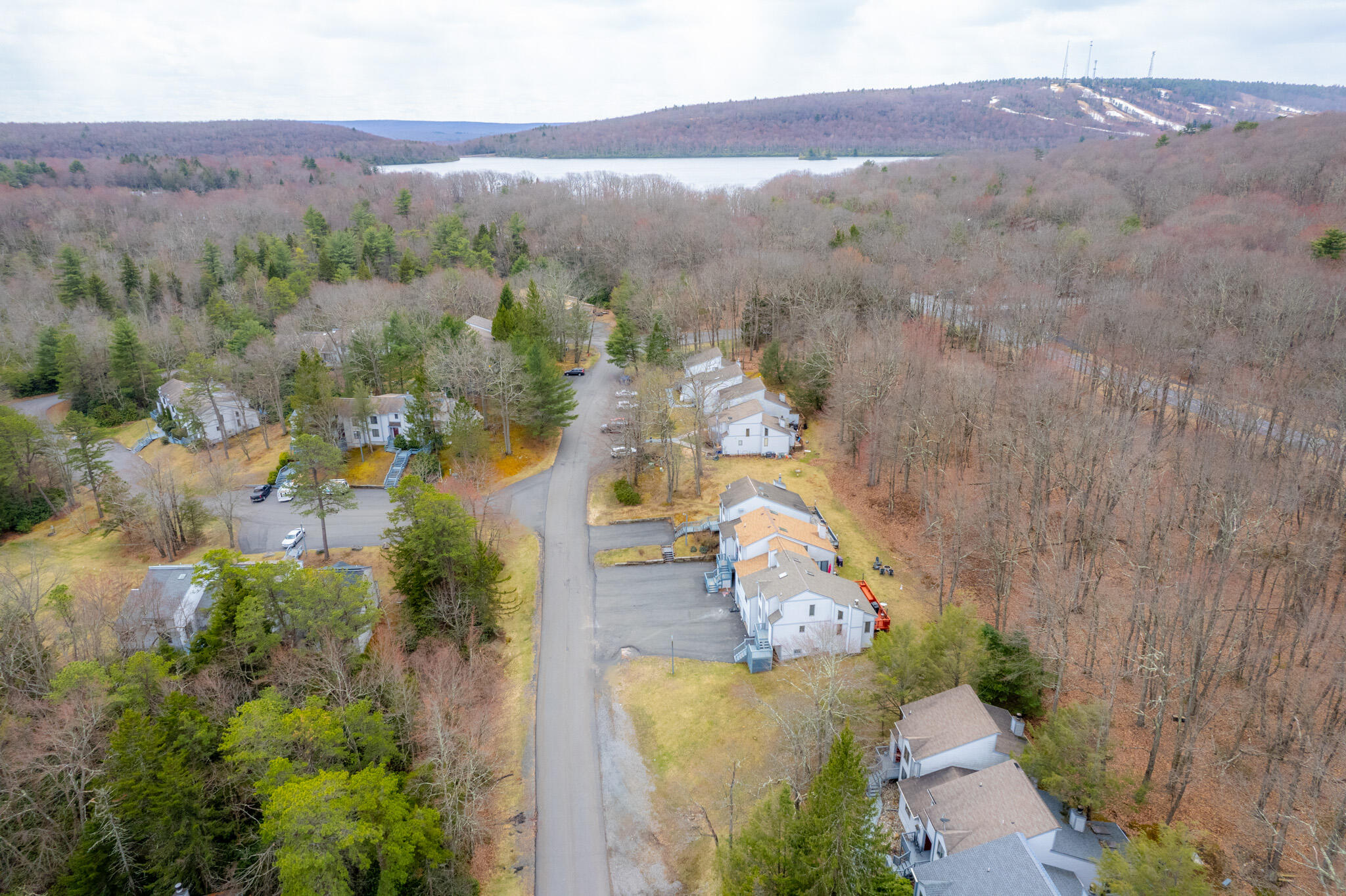 21 Castagnolia Drive, Lake Harmony, Pennsylvania image 6