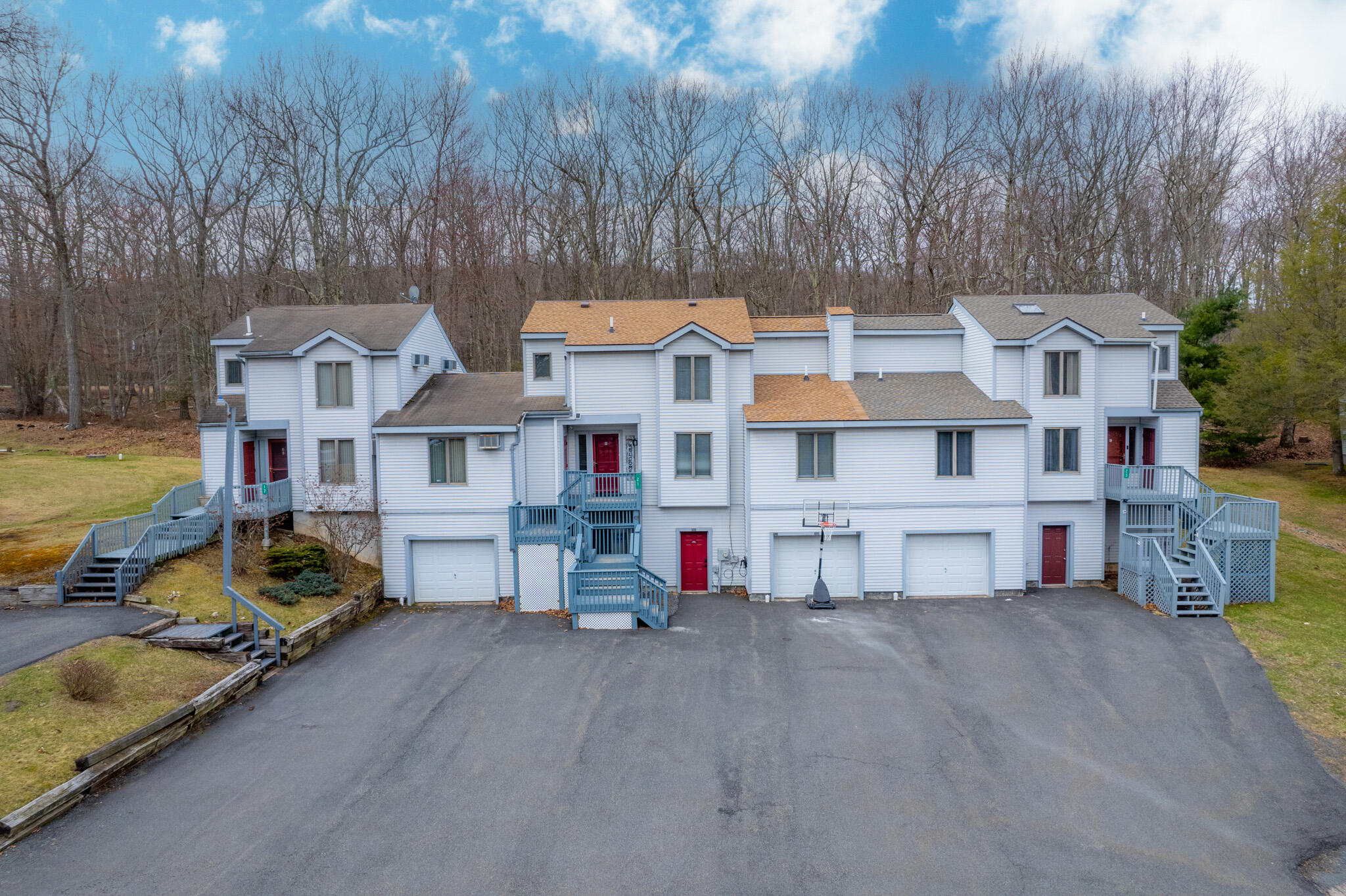 21 Castagnolia Drive, Lake Harmony, Pennsylvania image 4