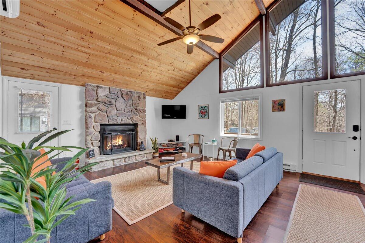 36 Birch Street, Lake Harmony, Pennsylvania image 3