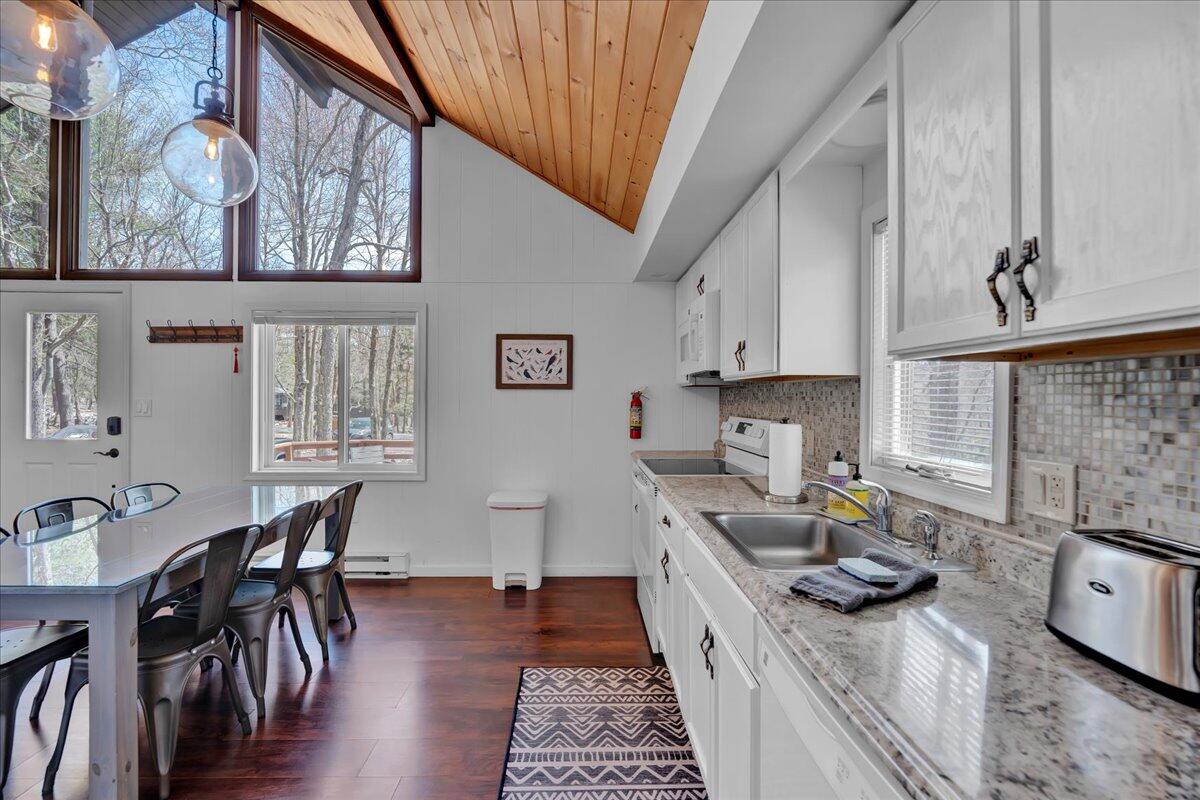 36 Birch Street, Lake Harmony, Pennsylvania image 5