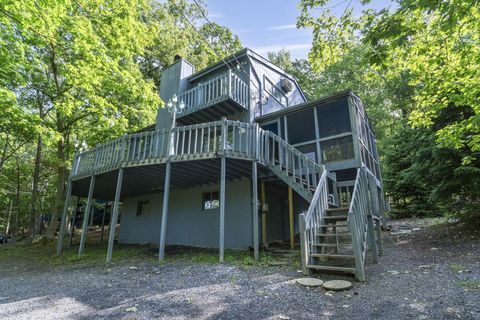 6471 Decker Road Bushkill PA 18324