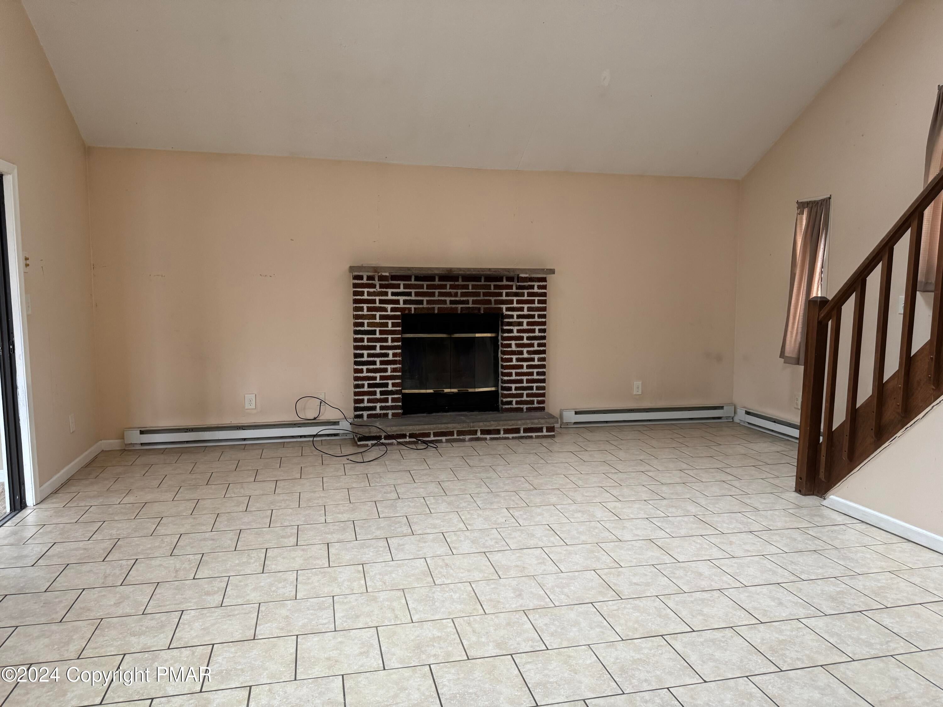 9193 Buttonwood Court