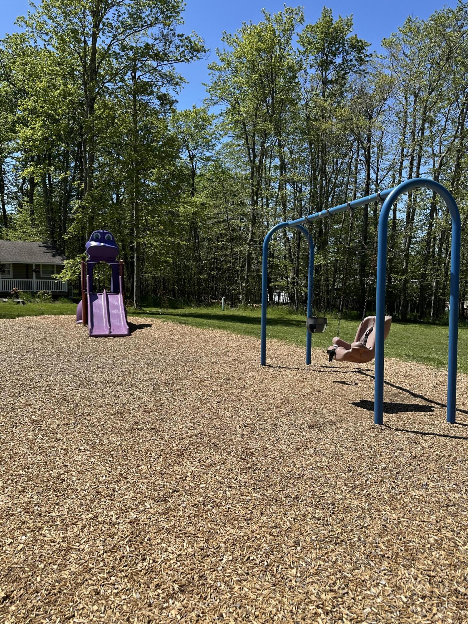 6069 Boardwalk Drive, Tobyhanna, Pennsylvania image 44