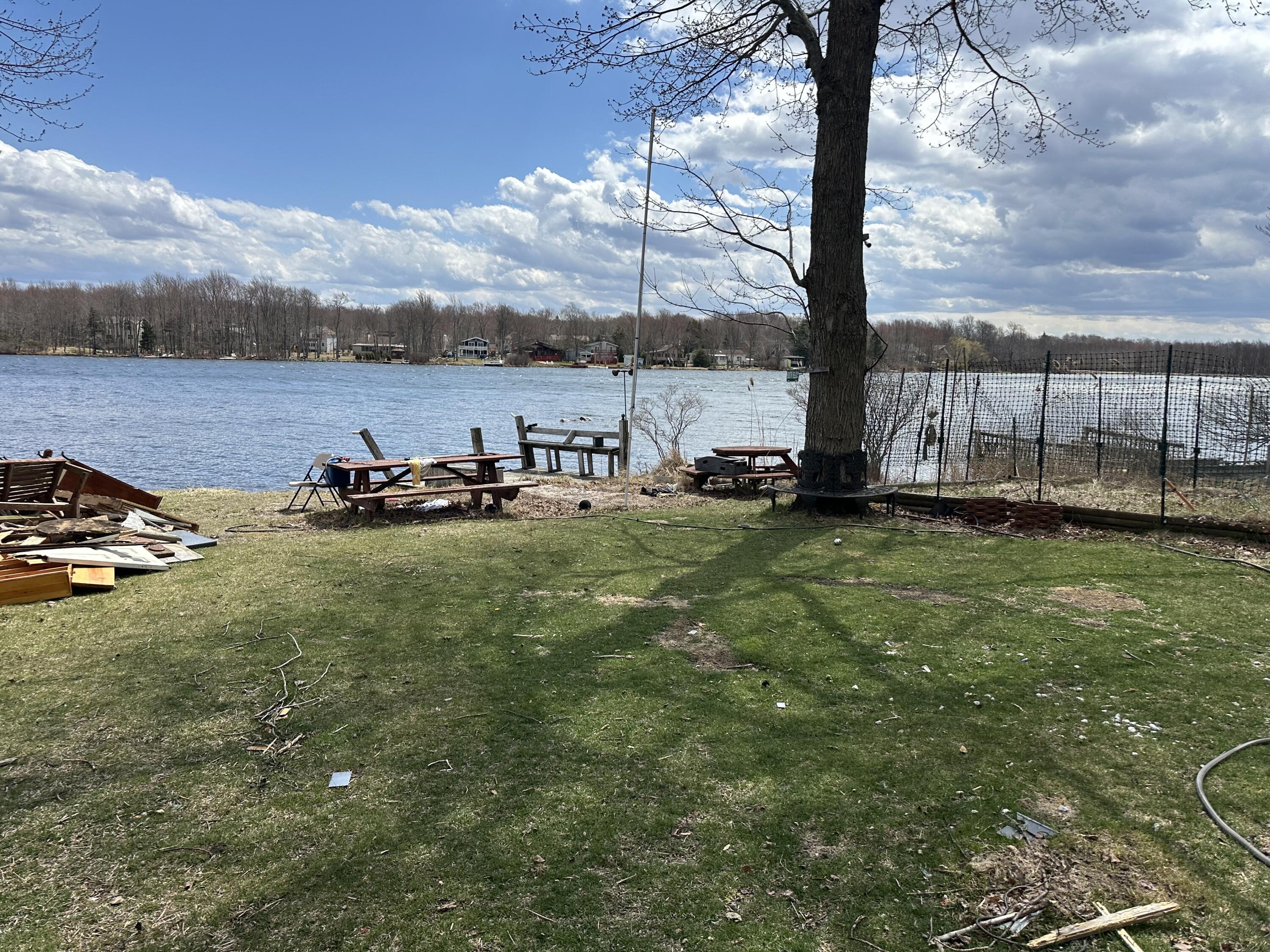 6069 Boardwalk Drive, Tobyhanna, Pennsylvania image 6