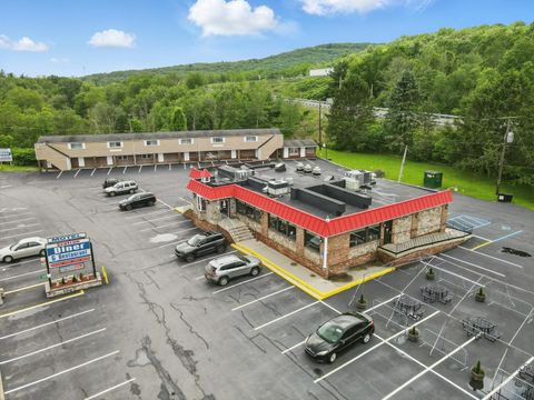 2576 Route 611 Scotrun PA 18355