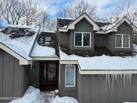 Townhouse For Sale - 71 Snow Plow Hill<br/> Carbon County, Lake Harmony, PA 18624