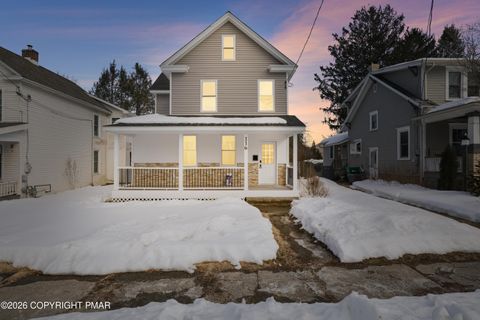 Homes For Sale - 116 Lee Avenue<br/> Stroudsburg, PA 18360