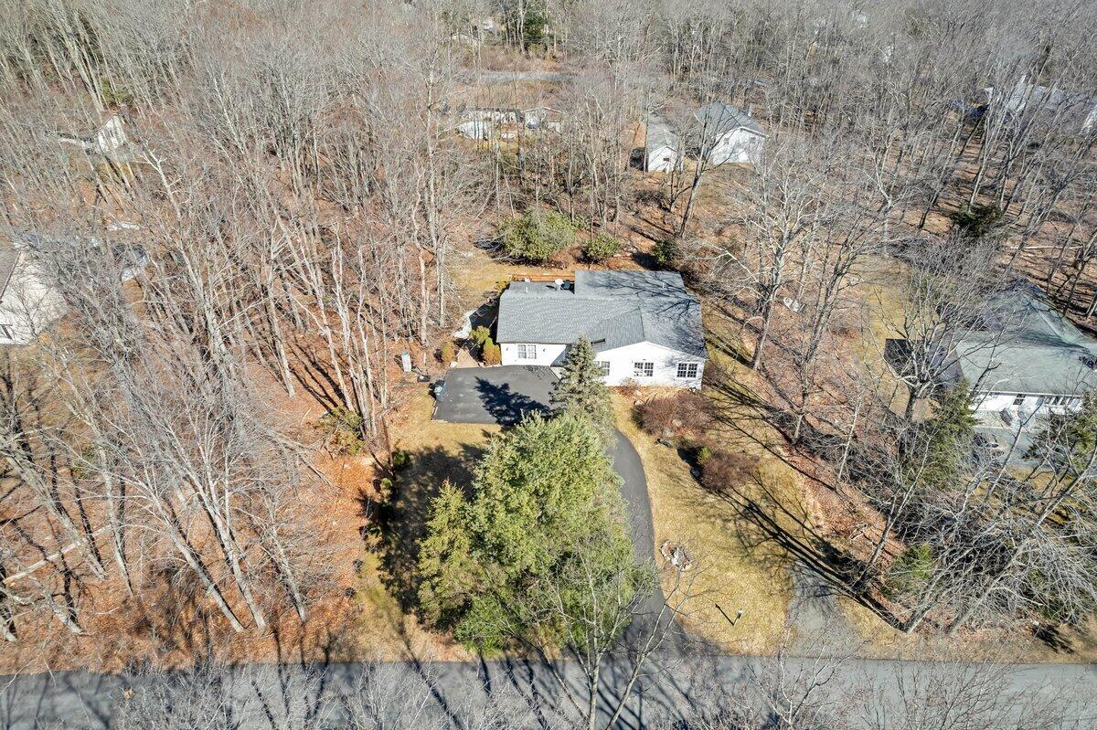 3262 Beech Ridge Drive, Pocono Summit, Pennsylvania image 37