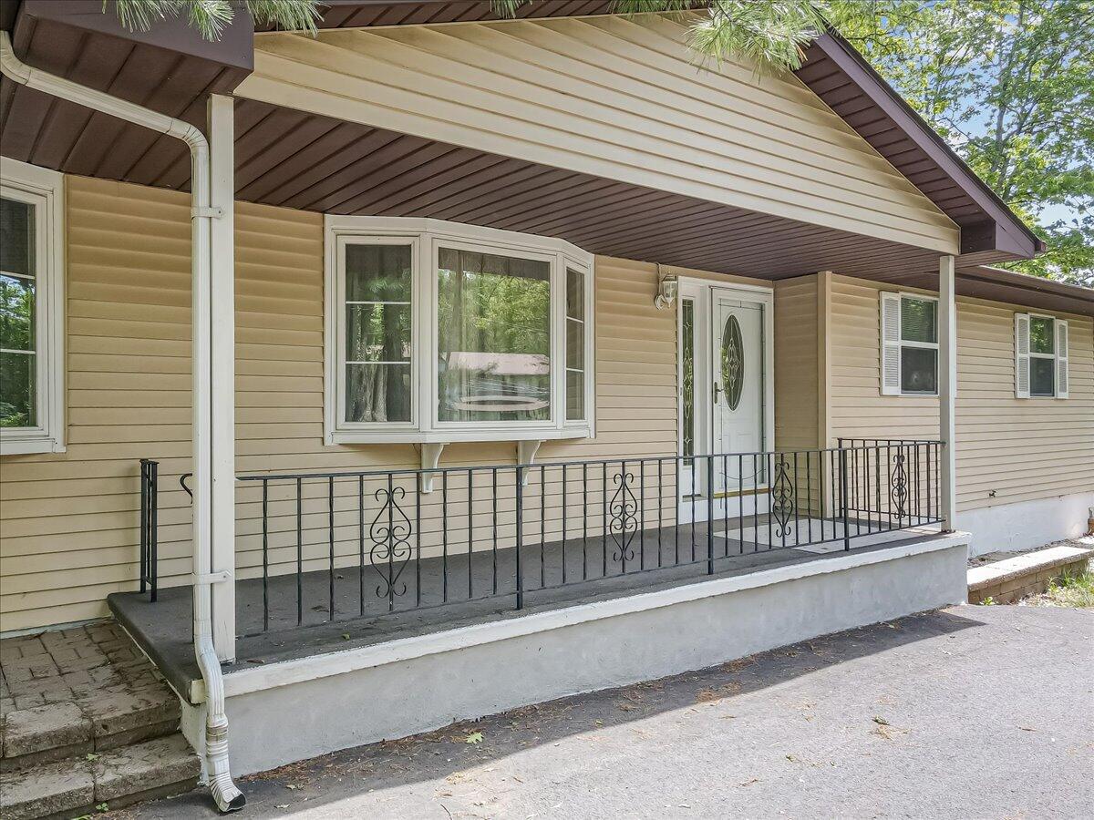 297 Whispering Hills Drive, East Stroudsburg, Pennsylvania image 15