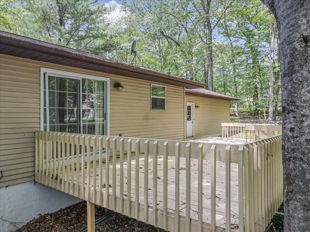297 Whispering Hills Drive, East Stroudsburg, Pennsylvania image 50
